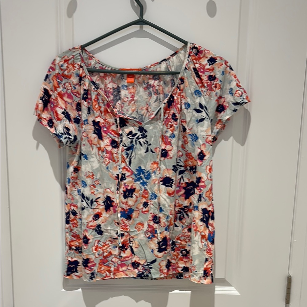 Floral top